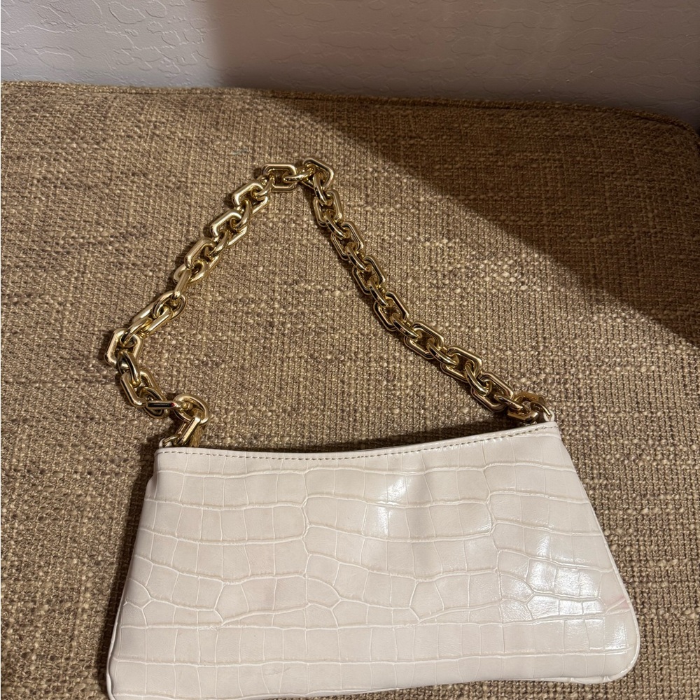 Zara Purse - Picture 2 of 3